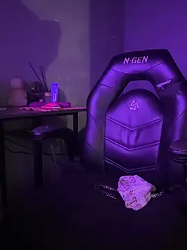 Snapshot of goddessmissmia chatting on September 10, 2025, 10:25 am goddessmissmia online show from September 10, 2025, 10:25 am