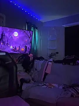 Snapshot of goddessmissmia chatting on October 31, 2025, 8:16 pm goddessmissmia online show from October 31, 2025, 8:16 pm