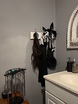 Snapshot of goddessmissmia chatting on November 18, 2025, 9:40 pm goddessmissmia online show from November 18, 2025, 9:40 pm