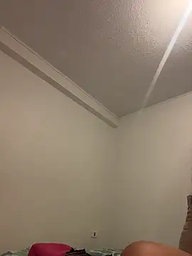 princesaliay online show from April 22, 2026, 10:55 am