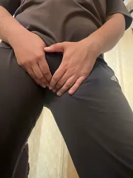 bigbumboy online show from June 27, 2026, 4:40 am