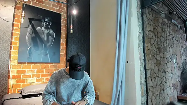 Snapshot of AlanCutee chatting on November 5, 2025, 11:35 am AlanCutee online show from November 5, 2025, 11:35 am