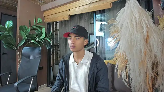 Snapshot of AlanCutee chatting on November 22, 2025, 11:31 am AlanCutee online show from November 22, 2025, 11:31 am