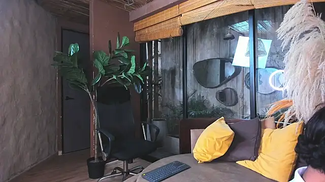 Snapshot of AlanCutee chatting on November 23, 2025, 11:53 am AlanCutee online show from November 23, 2025, 11:53 am