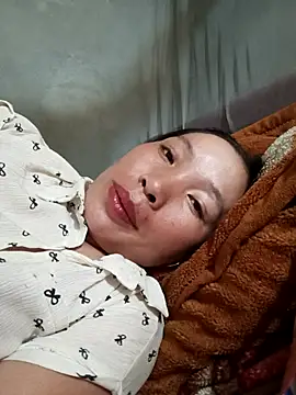 Tamy 20 online show from October 13, 2025, 5:42 am