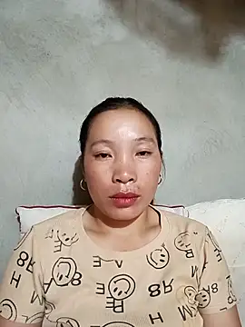 Tamy 20 online show from October 15, 2025, 6:38 pm