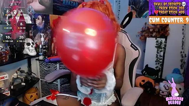 Snapshot of bunniikimi chatting on October 29, 2025, 2:27 pm bunniikimi online show from October 29, 2025, 2:27 pm