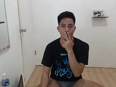 Lloyd wintours online show from November 22, 2025, 1:10 pm