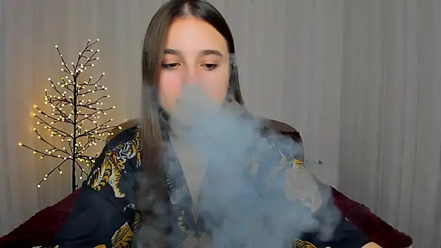 Daria de luxe online show from December 3, 2025, 1:10 pm