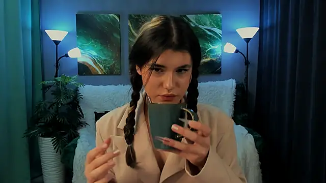 Snapshot of AnoraDark chatting on September 14, 2025, 6:19 pm AnoraDark online show from September 14, 2025, 6:19 pm