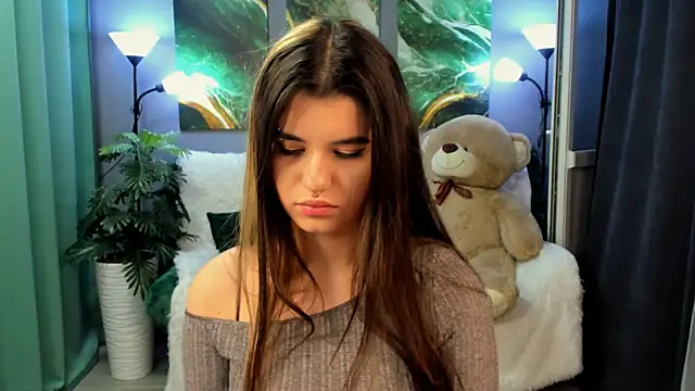 Snapshot of AnoraDark chatting on September 11, 2025, 6:30 pm AnoraDark online show from September 11, 2025, 6:30 pm