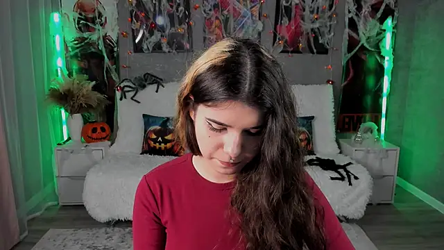 Snapshot of AnoraDark chatting on October 14, 2025, 9:25 pm AnoraDark online show from October 14, 2025, 9:25 pm