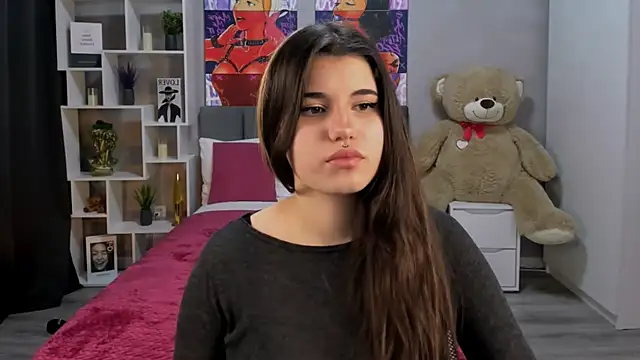 Snapshot of AnoraDark chatting on September 28, 2025, 7:32 pm AnoraDark online show from September 28, 2025, 7:32 pm