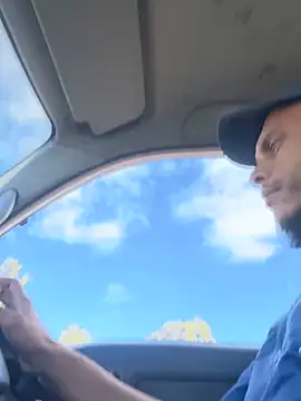 Snapshot of Smallboybigworld chatting on February 13, 2026, 8:36 am Smallboybigworld online show from February 13, 2026, 8:36 am