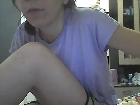 Snapshot of Anayssa_ chatting on March 1, 2026, 10:32 pm Anayssa online show from March 1, 2026, 10:32 pm