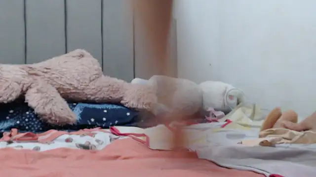 Snapshot of Dolly_Peach_ chatting on June 20, 2026, 8:36 pm Dolly Peach online show from June 20, 2026, 8:36 pm
