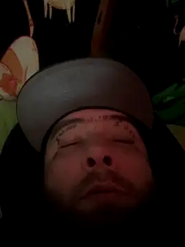 Snapshot of 6Mag6ick6 chatting on November 13, 2025, 6:01 pm 6Mag6ick6 online show from November 13, 2025, 6:01 pm