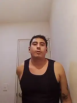 Snapshot of Sanz4200 chatting on November 20, 2025, 4:18 pm Sanz4200 online show from November 20, 2025, 4:18 pm