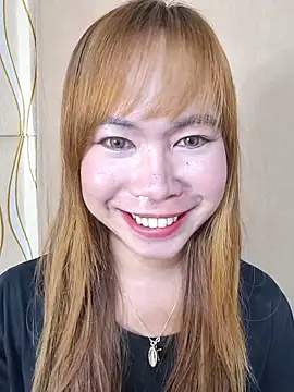 Snapshot of Tsfelicity_youngxx chatting on December 14, 2025, 12:33 pm Tsfelicity youngxx online show from December 14, 2025, 12:33 pm