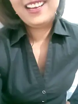 Queen Kushi4 online show from April 30, 2026, 8:57 pm