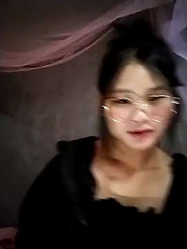 saronla 03 online show from November 24, 2025, 3:17 am