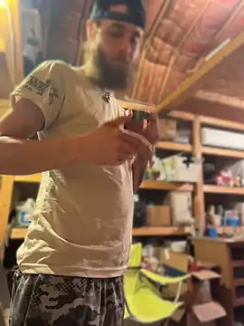 Snapshot of high3ndlowlife chatting on April 13, 2026, 5:44 am high3ndlowlife online show from April 13, 2026, 5:44 am