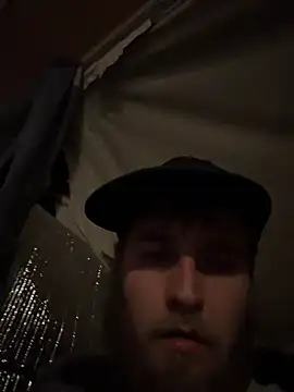 Snapshot of high3ndlowlife chatting on December 20, 2025, 12:02 am high3ndlowlife online show from December 20, 2025, 12:02 am