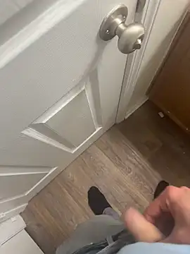 Snapshot of high3ndlowlife chatting on February 2, 2026, 2:49 pm high3ndlowlife online show from February 2, 2026, 2:49 pm