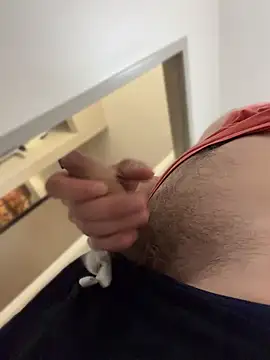 Snapshot of high3ndlowlife chatting on April 15, 2026, 12:49 am high3ndlowlife online show from April 15, 2026, 12:49 am