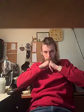 Snapshot of high3ndlowlife chatting on April 7, 2026, 7:59 pm high3ndlowlife online show from April 7, 2026, 7:59 pm