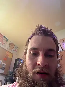 Snapshot of high3ndlowlife chatting on April 5, 2026, 8:15 pm high3ndlowlife online show from April 5, 2026, 8:15 pm