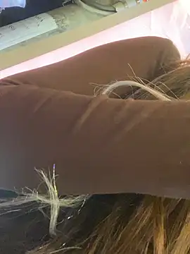   BabyShowPublic   online show from February 11, 2026, 1:33 pm