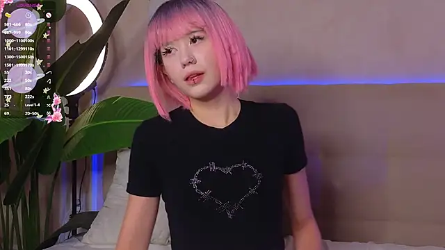 Snapshot of PhyllisSanchez chatting on November 25, 2025, 8:53 pm PhyllisSanchez online show from November 25, 2025, 8:53 pm