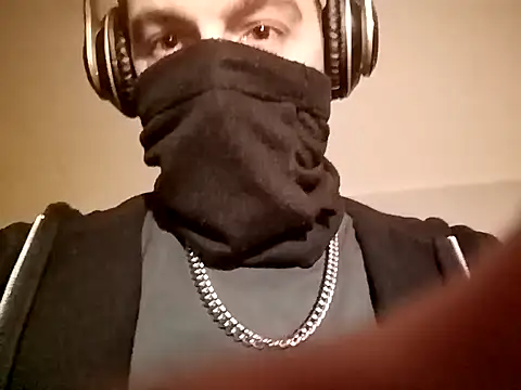 Snapshot of Kaosmikey chatting on February 6, 2026, 10:50 pm Kaosmikey online show from February 6, 2026, 10:50 pm