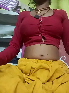 Snapshot of Juhi_chawla chatting on October 31, 2025, 3:52 pm Juhi chawla online show from October 31, 2025, 3:52 pm