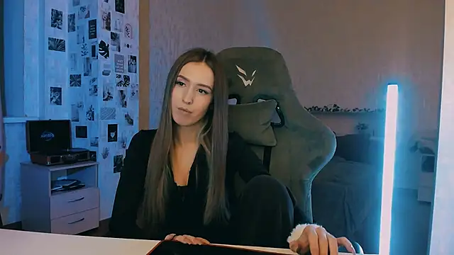 yourrdanceteacher online show from November 9, 2025, 8:02 pm