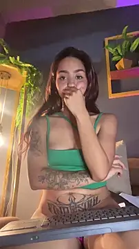 Snapshot of RACHELRUIZ chatting on December 3, 2025, 6:51 pm RACHELRUIZ online show from December 3, 2025, 6:51 pm