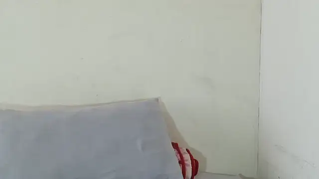 Snapshot of SexyBitchx01 chatting on October 12, 2025, 1:34 pm SexyBitchx01 online show from October 12, 2025, 1:34 pm