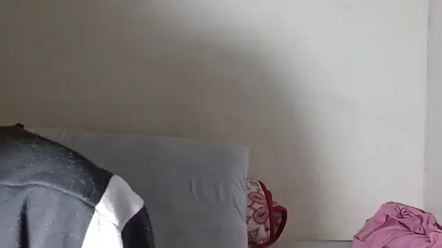 Snapshot of SexyBitchx01 chatting on November 14, 2025, 5:49 pm SexyBitchx01 online show from November 14, 2025, 5:49 pm