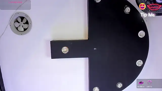 SamaraAnders  online show from March 31, 2026, 4:36 am