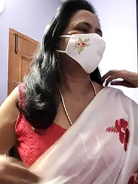 mallu-lover online show from November 21, 2025, 1:59 am