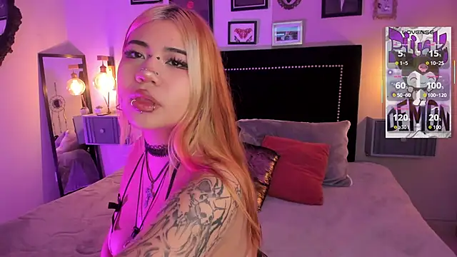 Snapshot of pinkk_deemon chatting on February 23, 2026, 1:23 pm pinkk deemon online show from February 23, 2026, 1:23 pm