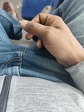 WickedSunny25 online show from November 3, 2025, 8:07 am