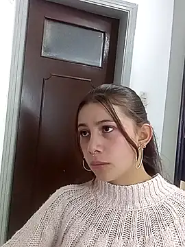 Snapshot of CharlotteSex_ chatting on September 11, 2025, 11:21 am CharlotteSex online show from September 11, 2025, 11:21 am