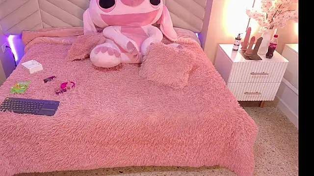 amy miller1 online show from March 31, 2026, 8:00 pm