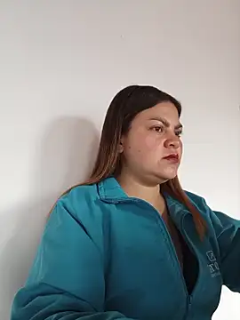 LUCIANA  99 online show from October 14, 2025, 1:01 pm