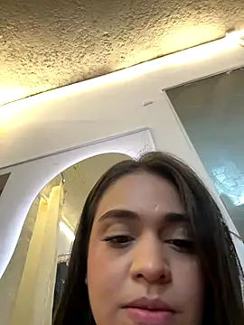 Snapshot of alana_dantes chatting on October 28, 2025, 8:30 pm alana dantes online show from October 28, 2025, 8:30 pm