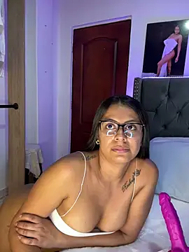 ema zoe online show from March 18, 2026, 11:59 pm