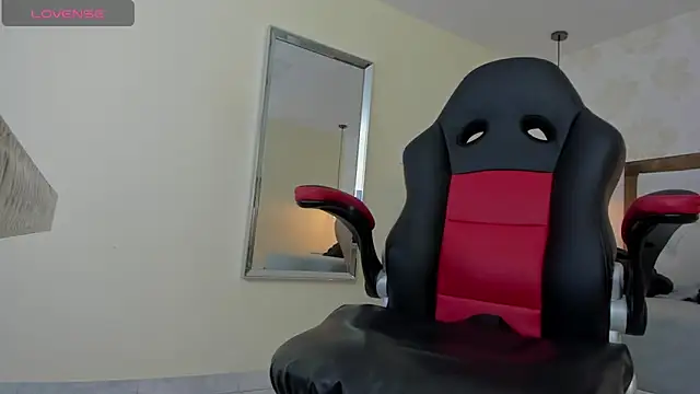 ALISSON BARKER online show from October 24, 2025, 12:15 pm