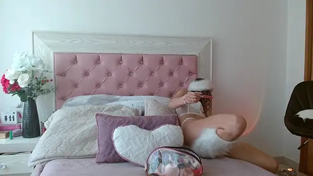 Snapshot of Ayleen_m chatting on December 18, 2025, 4:33 pm Ayleen m online show from December 18, 2025, 4:33 pm